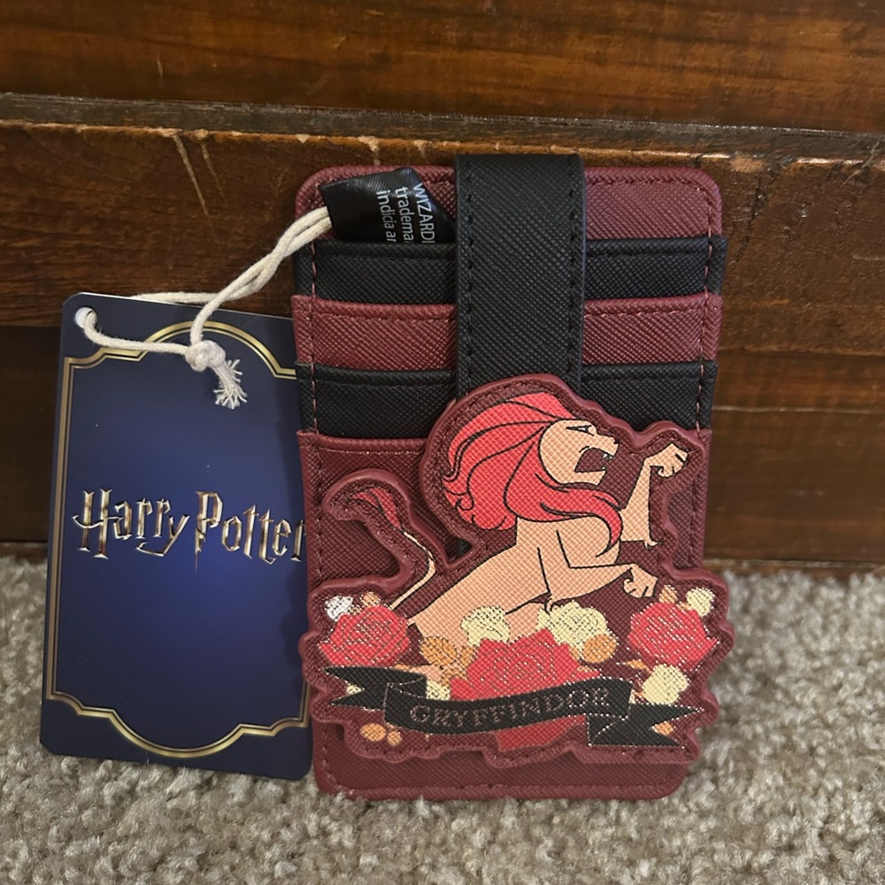 Loungefly Harry Potter Gryffindor House Tattoo Card Holder - NWT